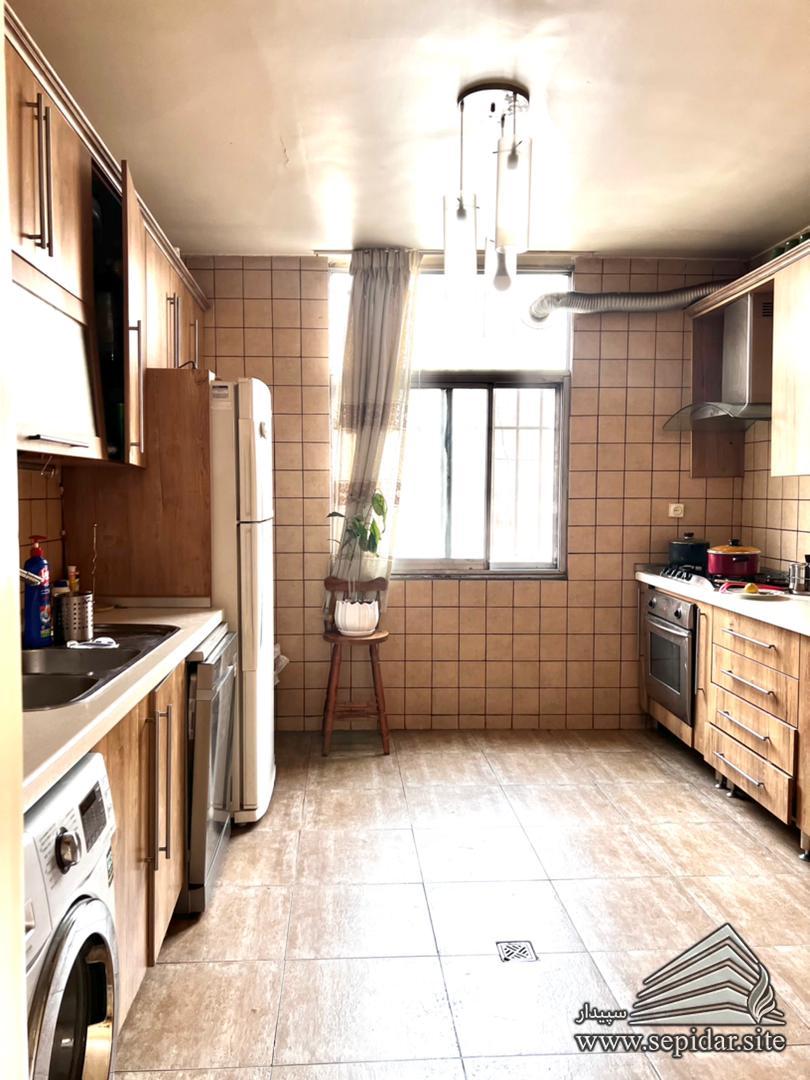 750متر مستغلات