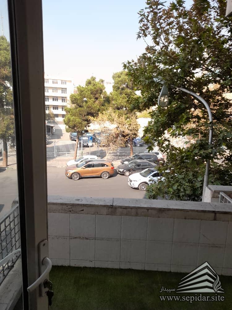 بر اصلی عباس آباد 141 متر رهن کامل سند اداری