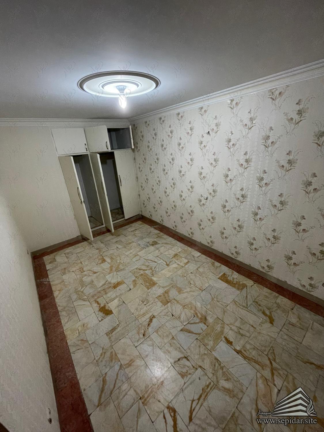 ۸۰ متری دوخوابه فول امکانات