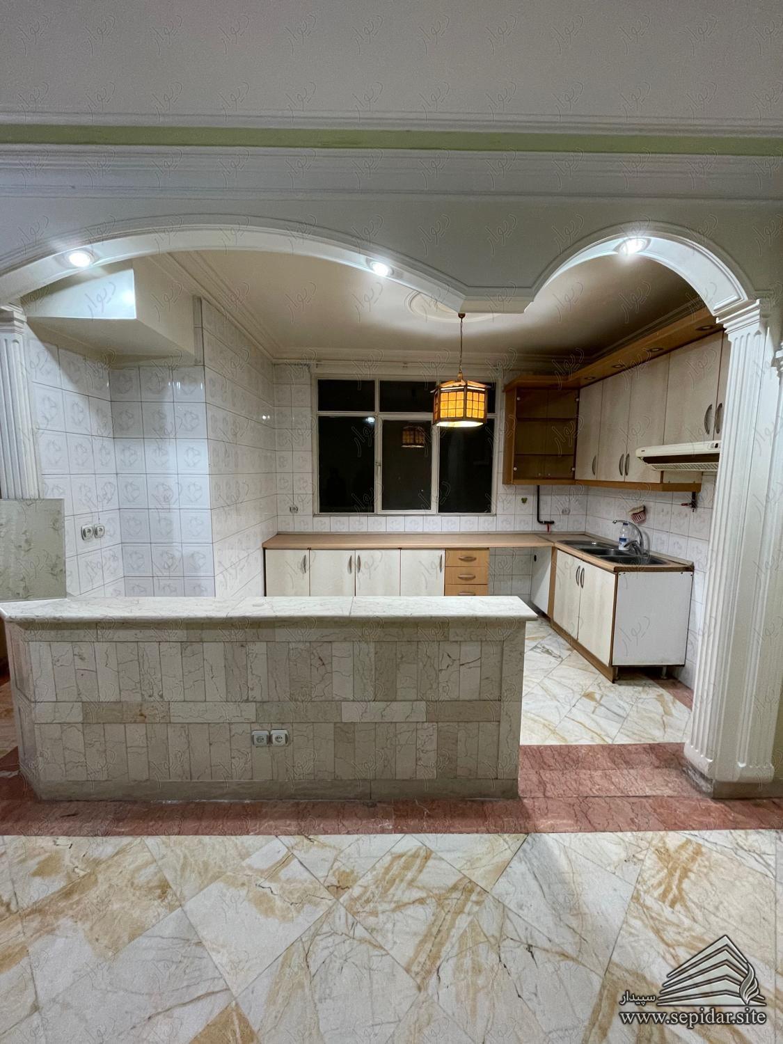 ۸۰ متری دوخوابه فول امکانات