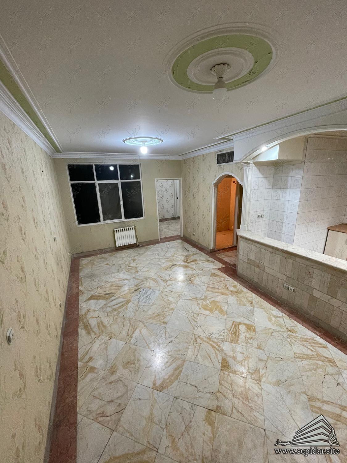 ۸۰ متری دوخوابه فول امکانات