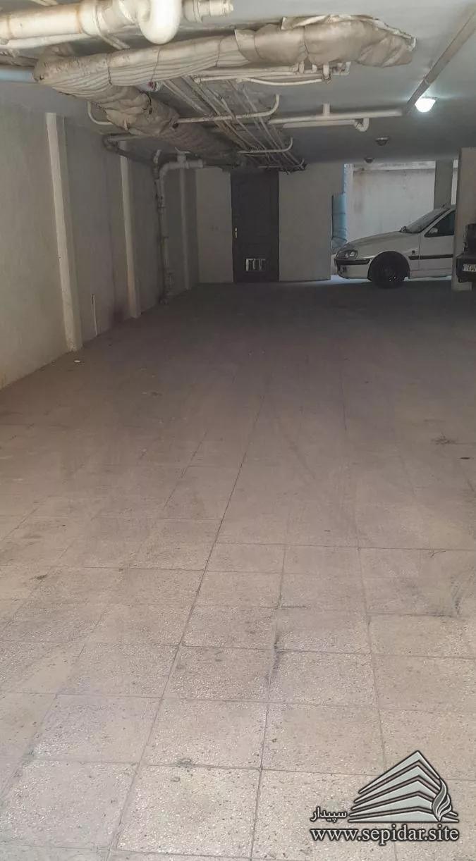آپارتمان ۹۳ متری . ۲ خواب عباس‌آباد