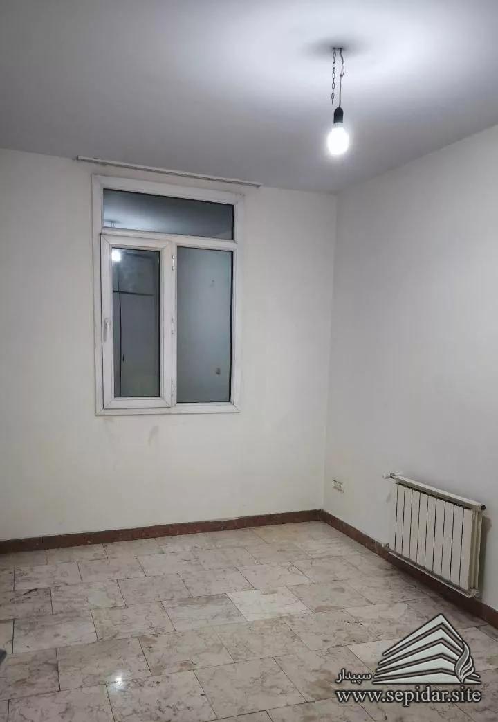 110 متر خوش نقشه از سه طرف نورگیر پاسداران