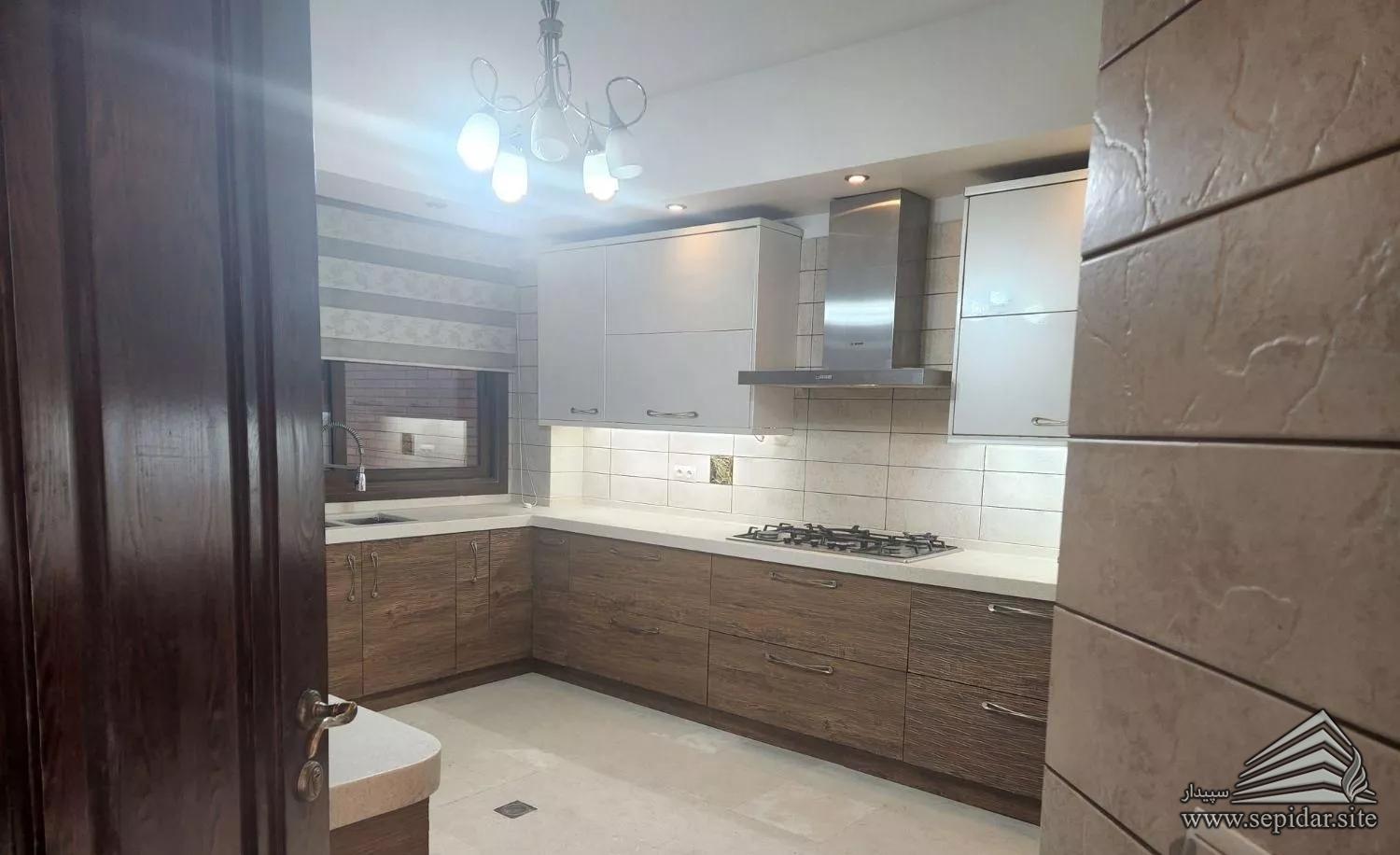 آپارتمان 245 متر سه خواب