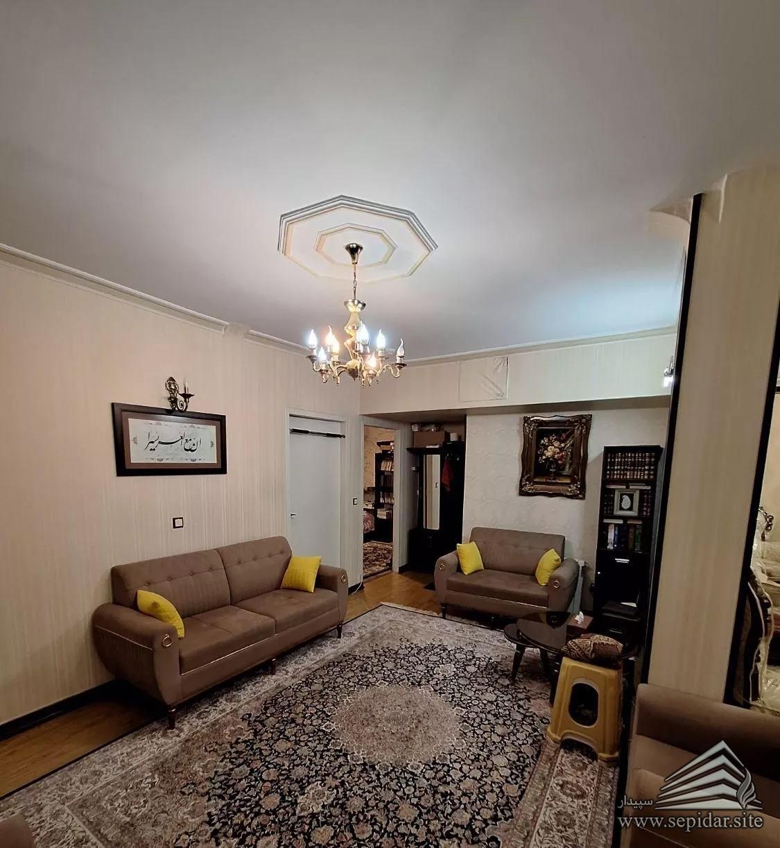 آپارتمان ۱۴۳ متری خوش نقشه