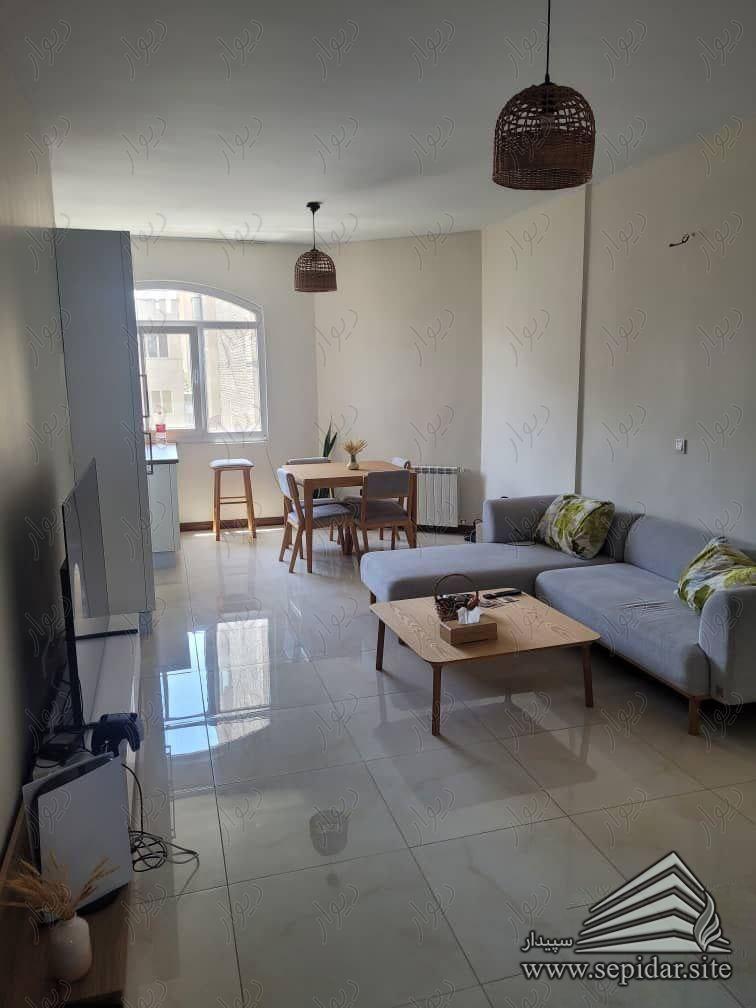 دو خوابه 72 متری پارکینگ دار