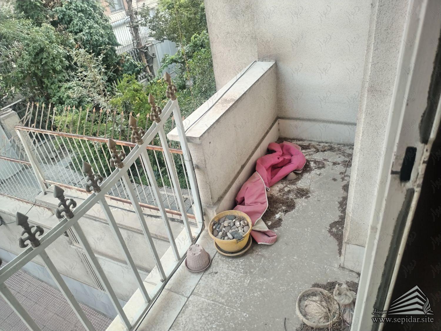 دو خوابه 100 متری