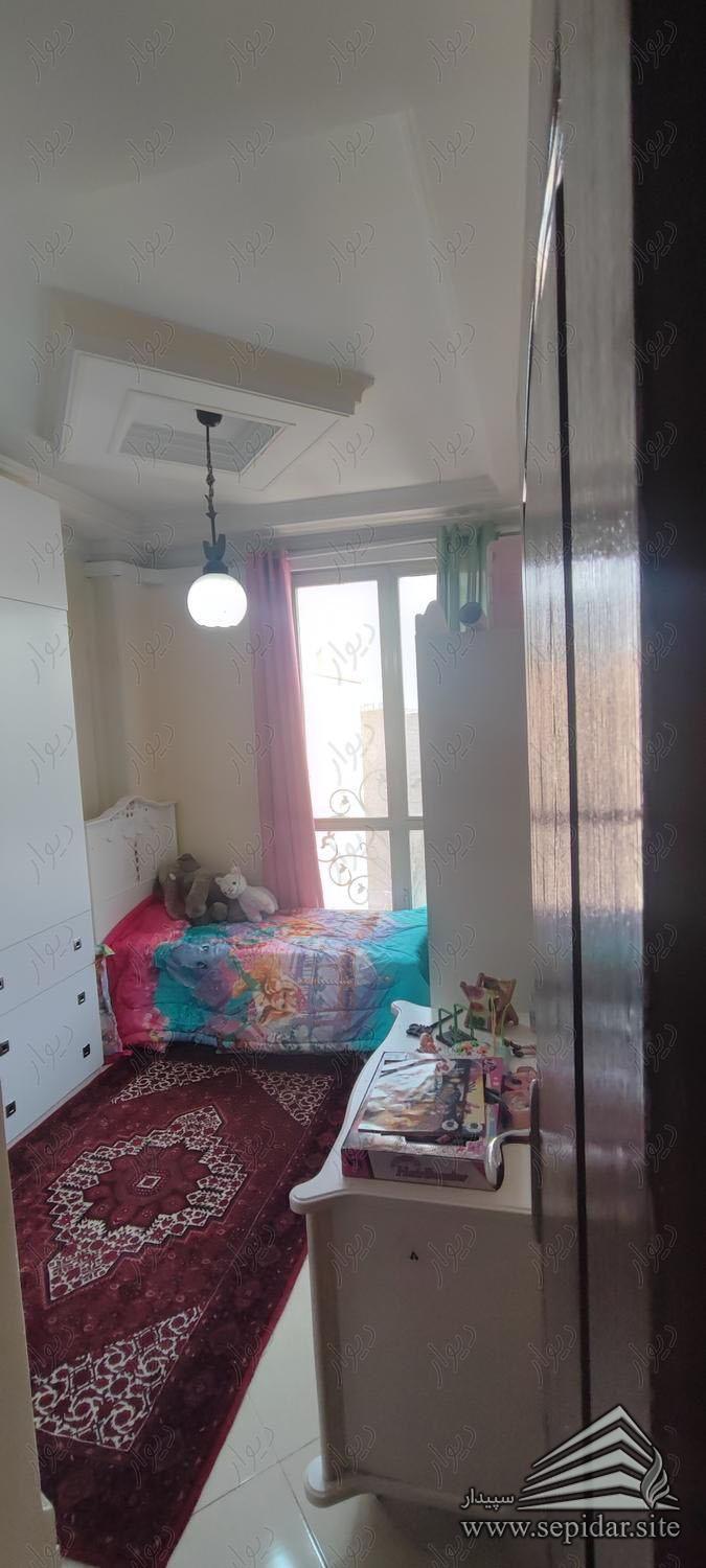 دو خواب 85 متر / کریم خان