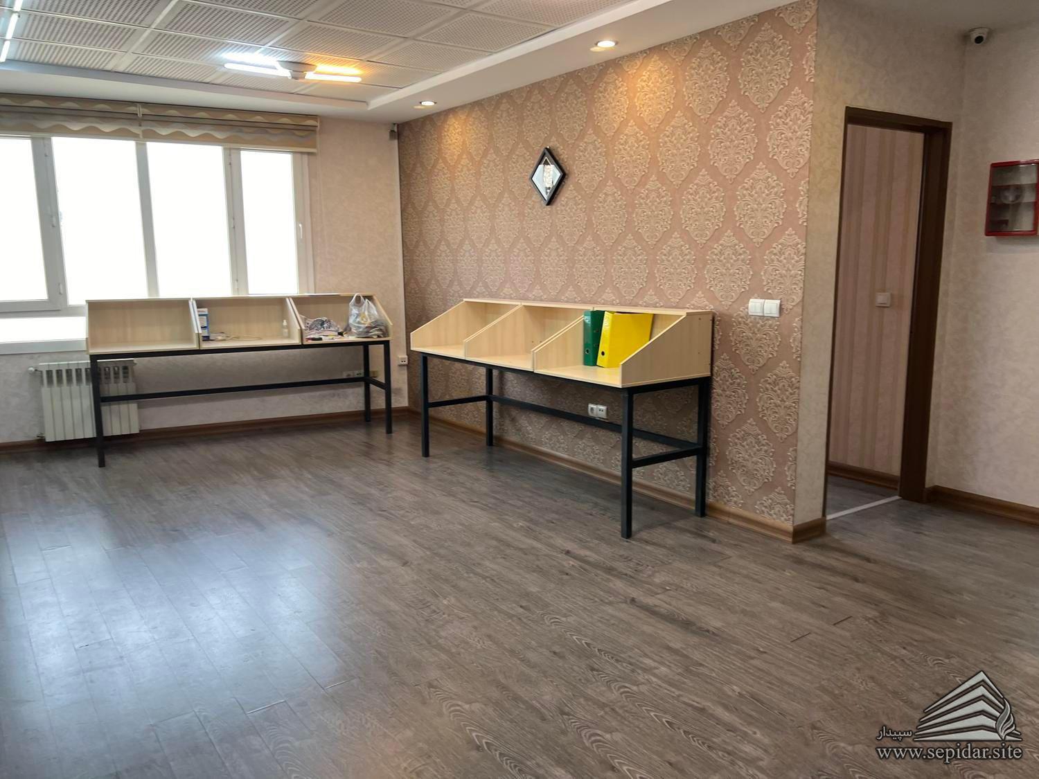 اداری 100 متری / مفتح