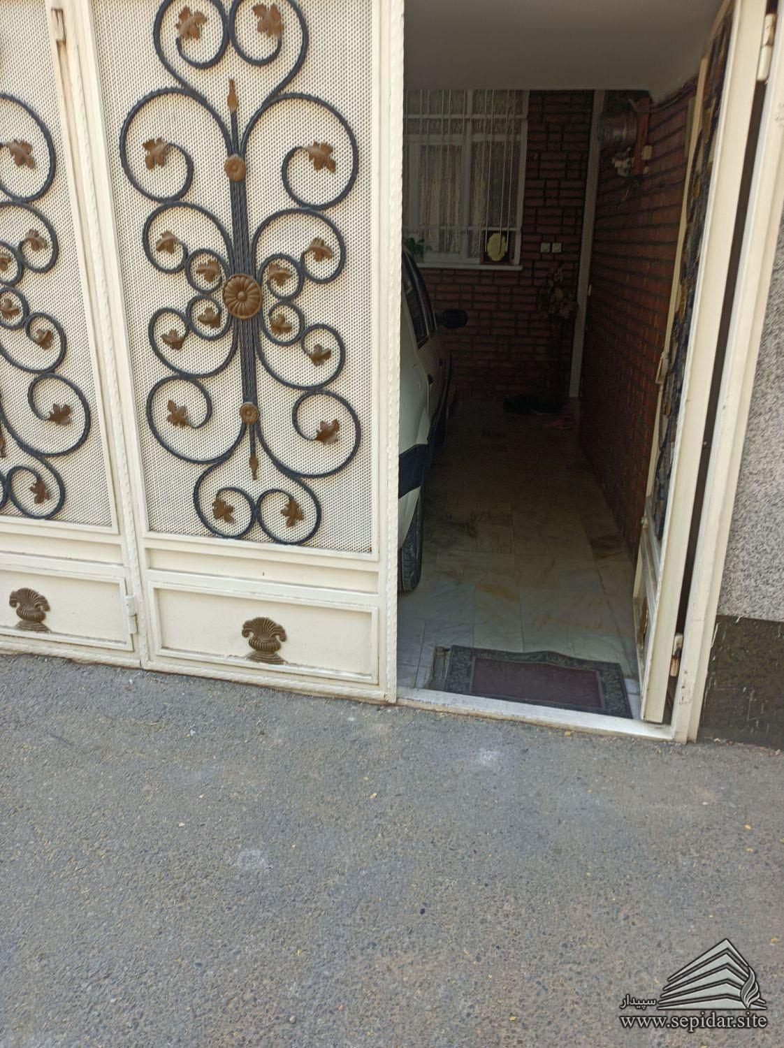 دو خوابه 140 متر / ضرابخانه