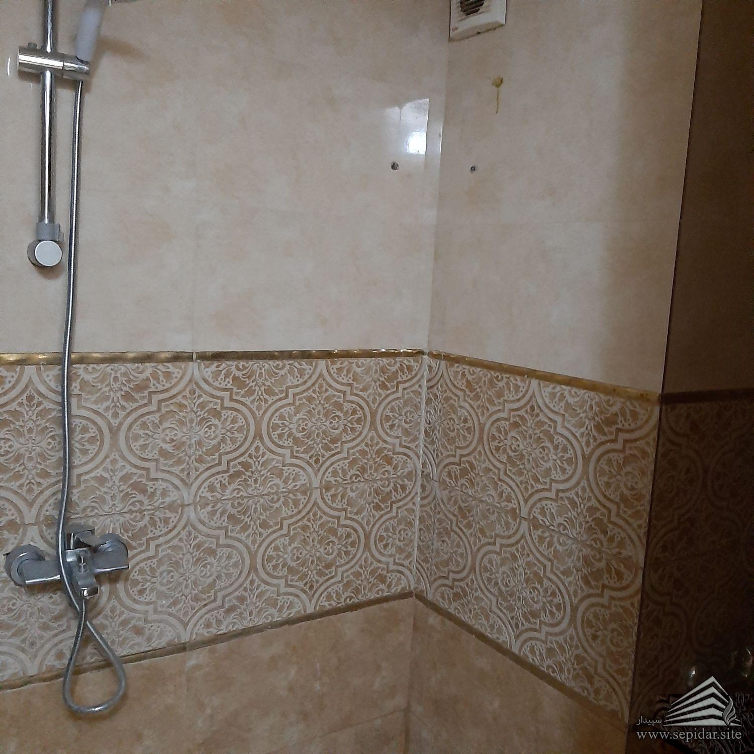 دو خوابه 125 متر / پلیس