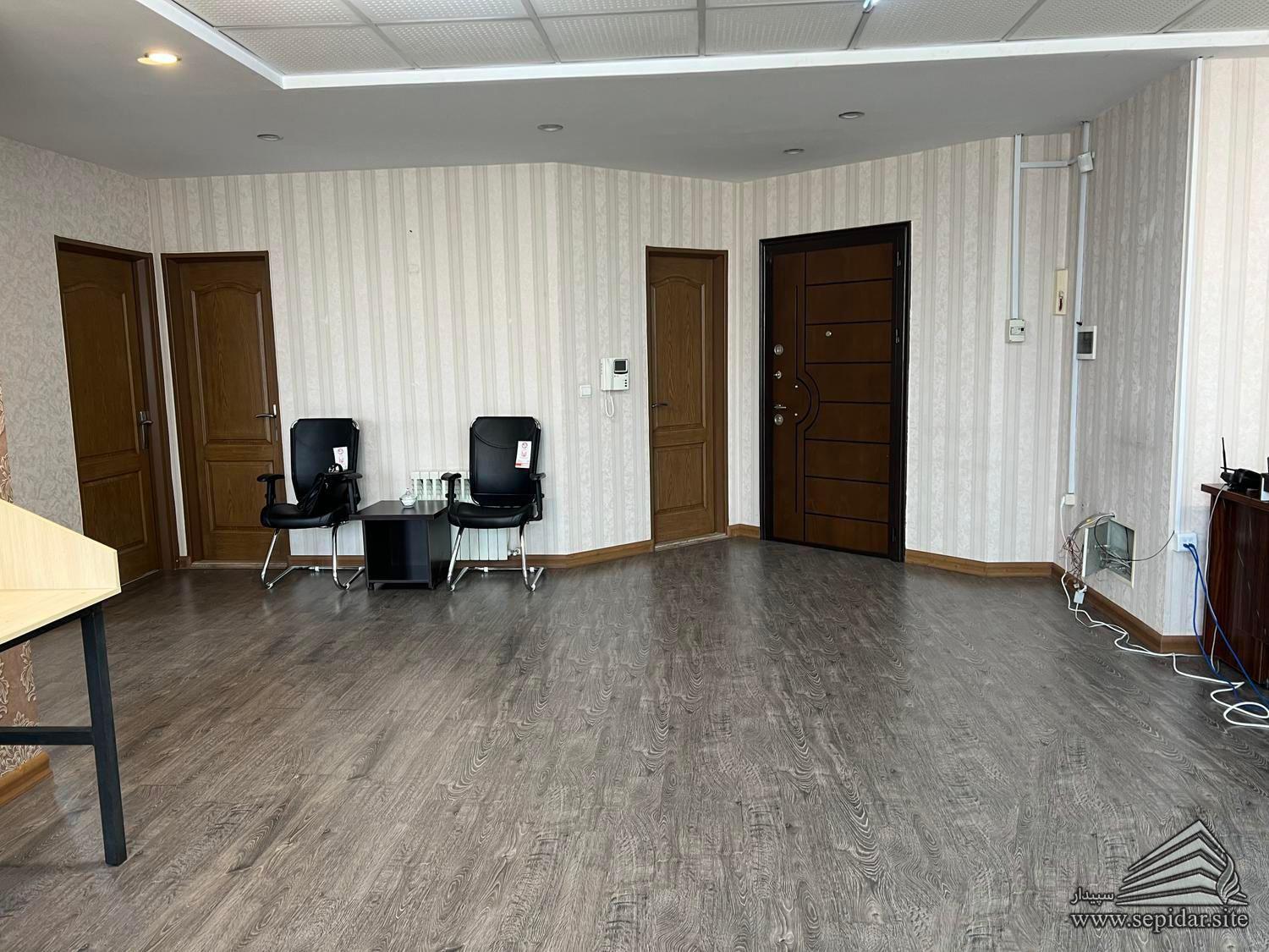 اداری 101 متر / ملایری پور