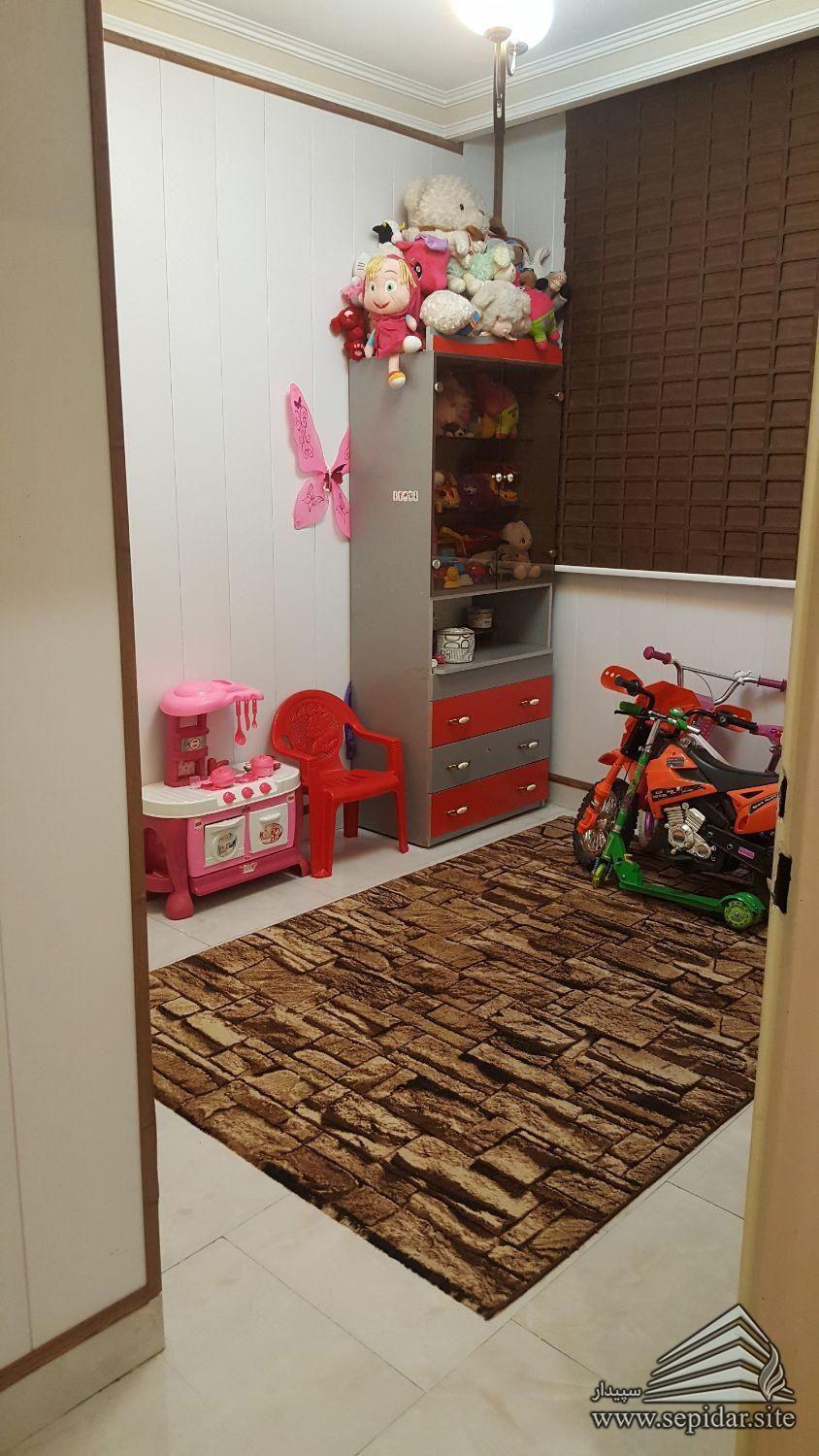 دو خوابه 83 متری / معلم