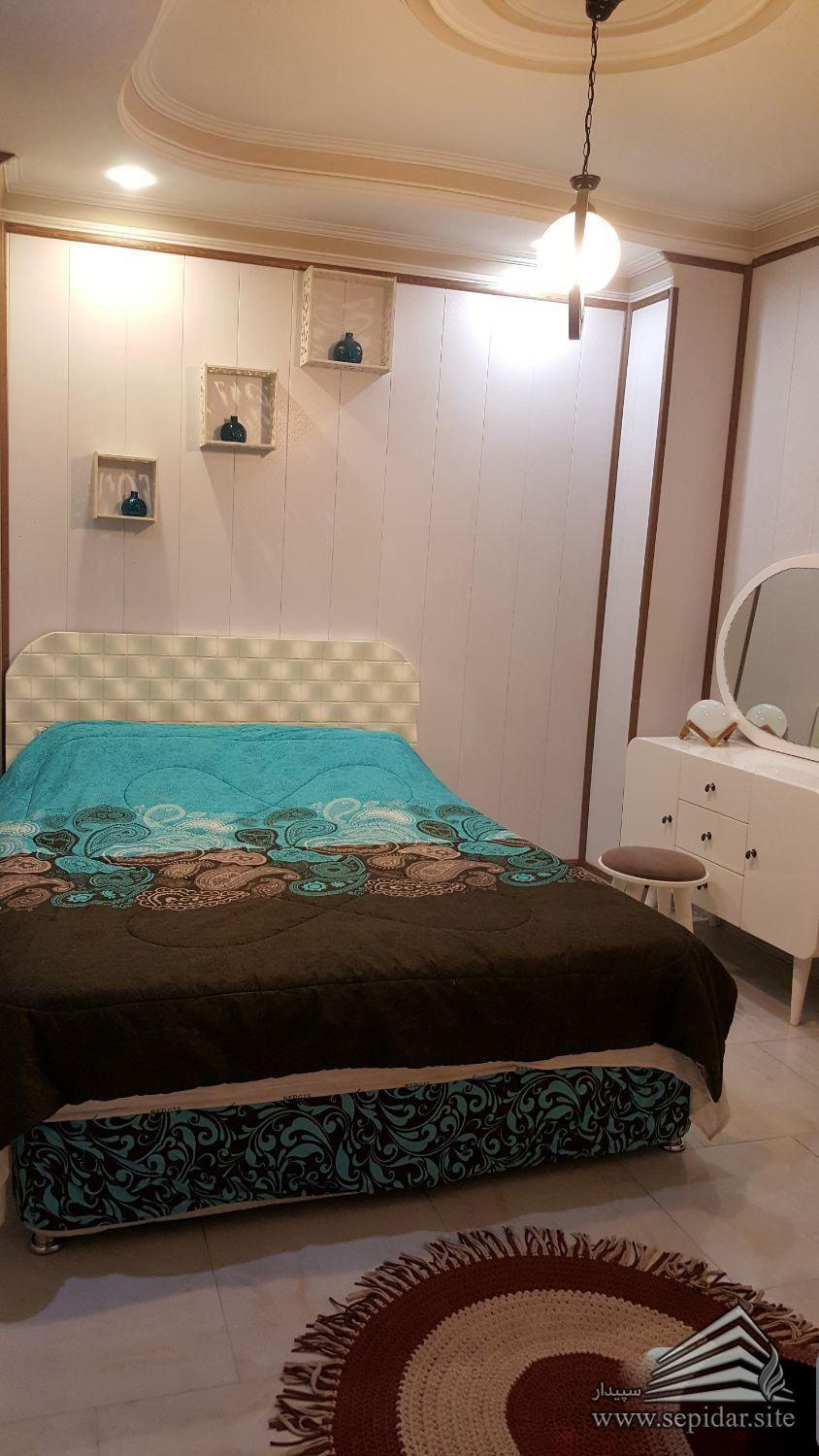 دو خوابه 83 متری / معلم