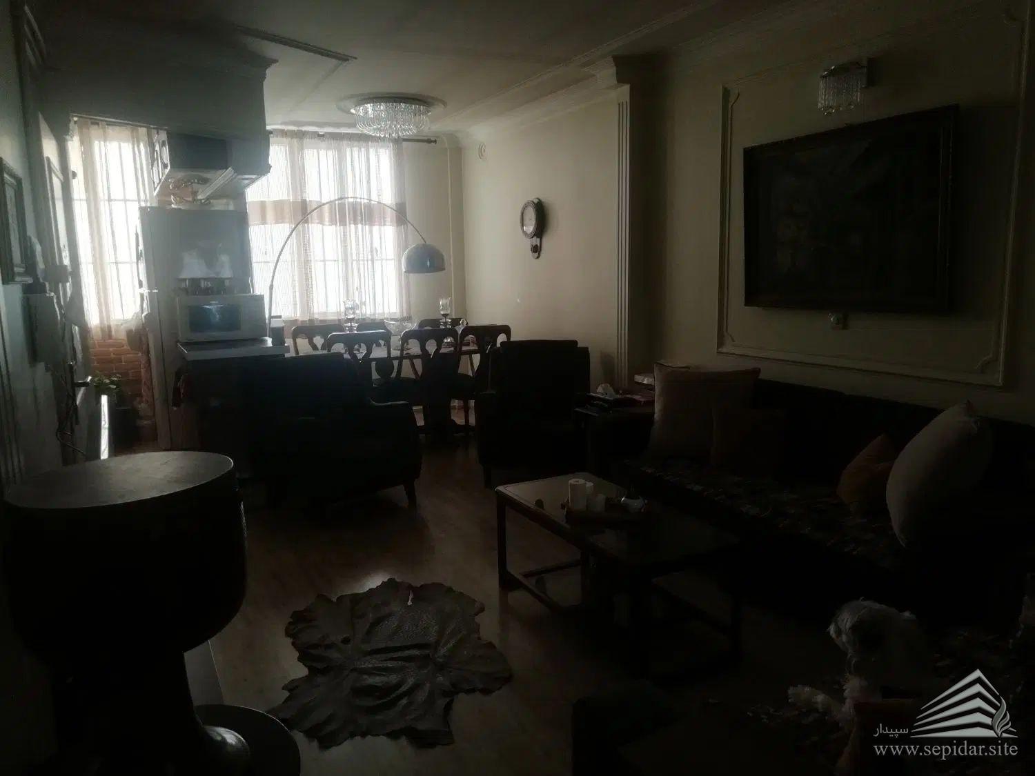 دو خواب 56 متری / خواجه نظام