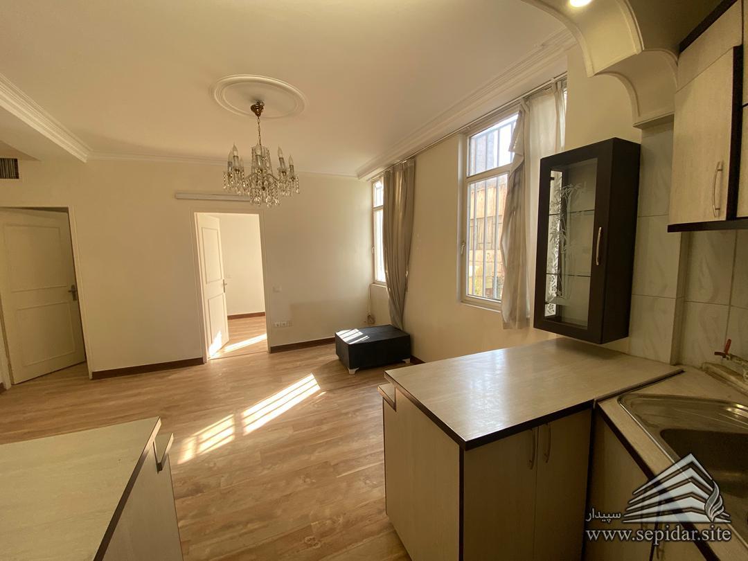 اجاره آپارتمان در خیابان پلیس ادیبی