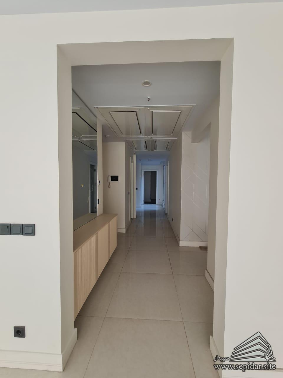 آپارتمان نوساز و خوشنقشه در جلفا